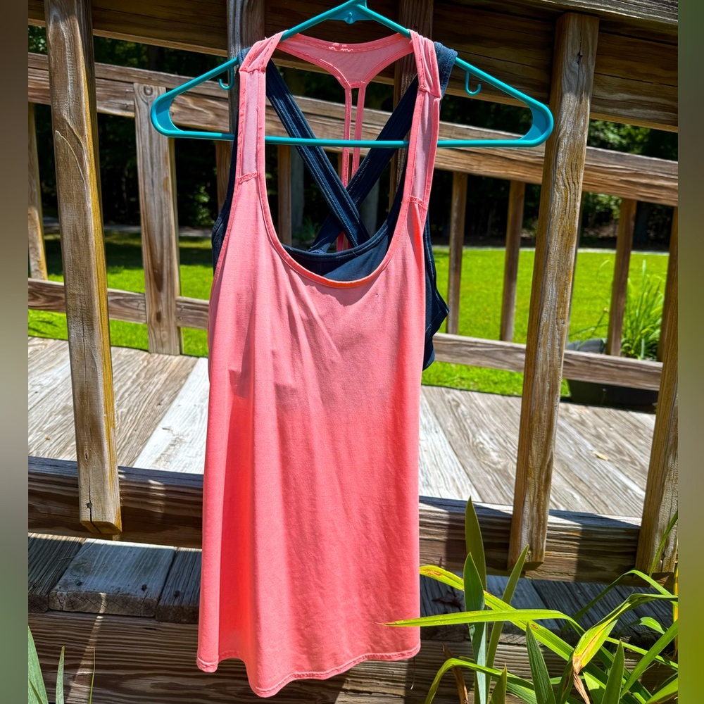LOT OF 8 Athleta tanks, small